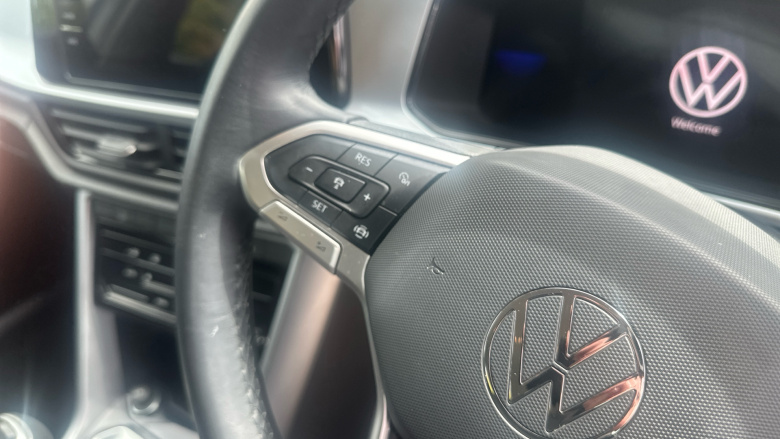 Volkswagen T-Roc 1.0 TSI Life 5dr Petrol Hatchback